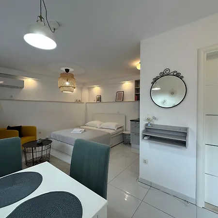The Charm Heritage Apartamento Sutivan